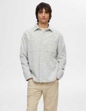 selected-adriko-overshirt-xeimonas-25-leuko-sxedia-man-over-white-egret-winter-25-4-16094891