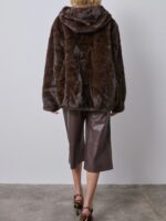 Συνθετική Γούνα Με Κουμπιά Κόσμημα - Image 3