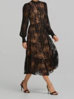 Μαύρο Φόρεμα Από Δαντέλα Με Αντίθεση - Image 2