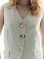 Μακρύ Γιλέκο Με Χρυσά Κουμπιά - Image 4